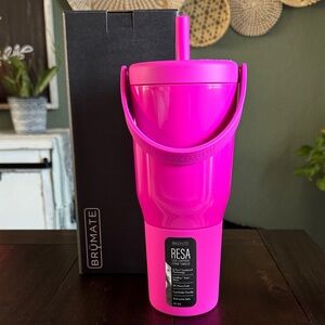 BruMate Resa 35oz in Vivid Magenta! New! Limited Edition!